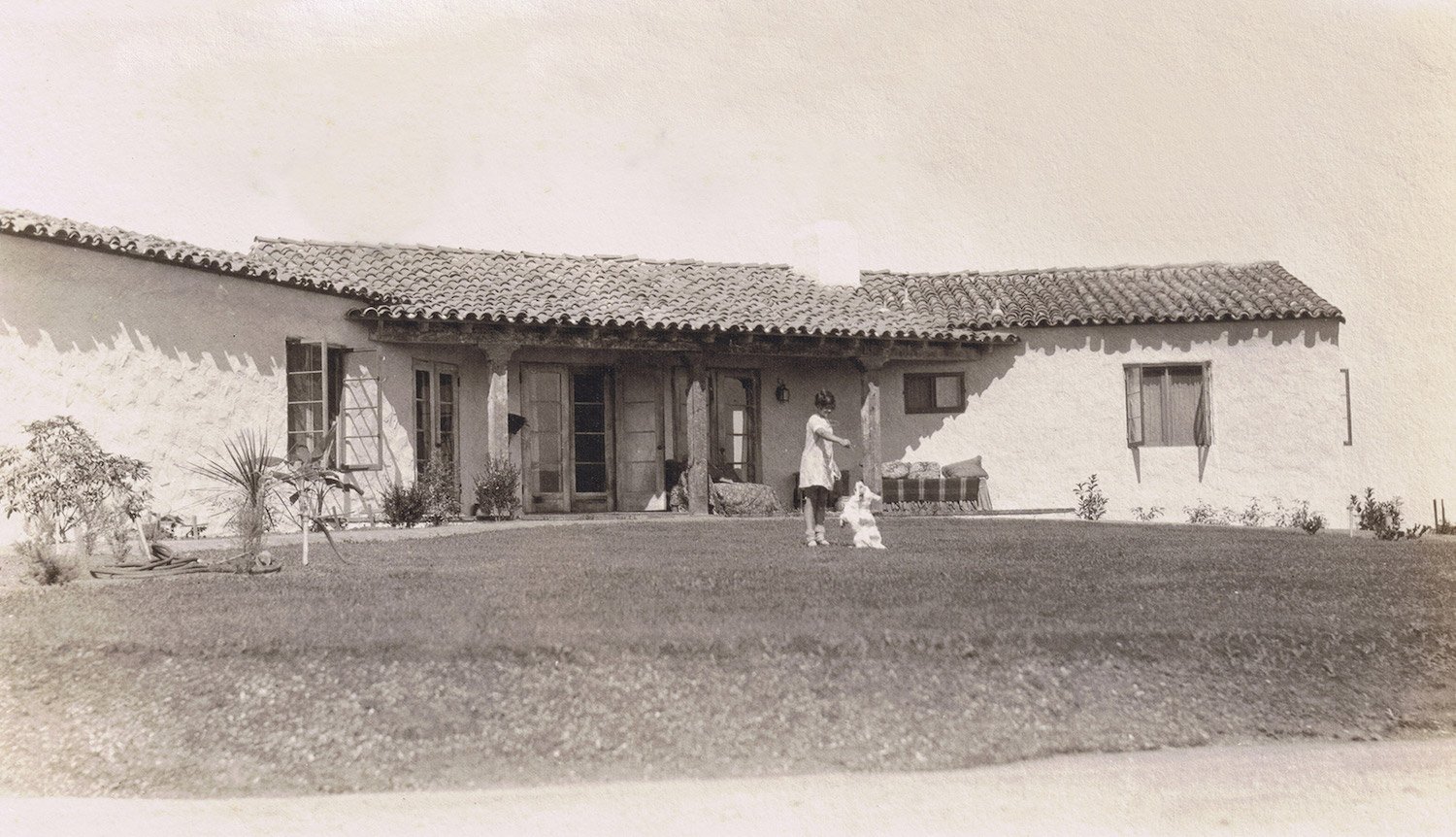 Historical photo of a Lillian Rice Spanish-style home in Rancho Santa Fe, San Diego