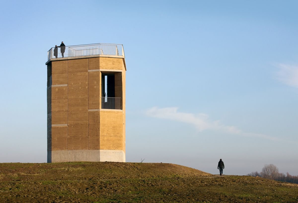 Observation deck Rammed Earth architecture