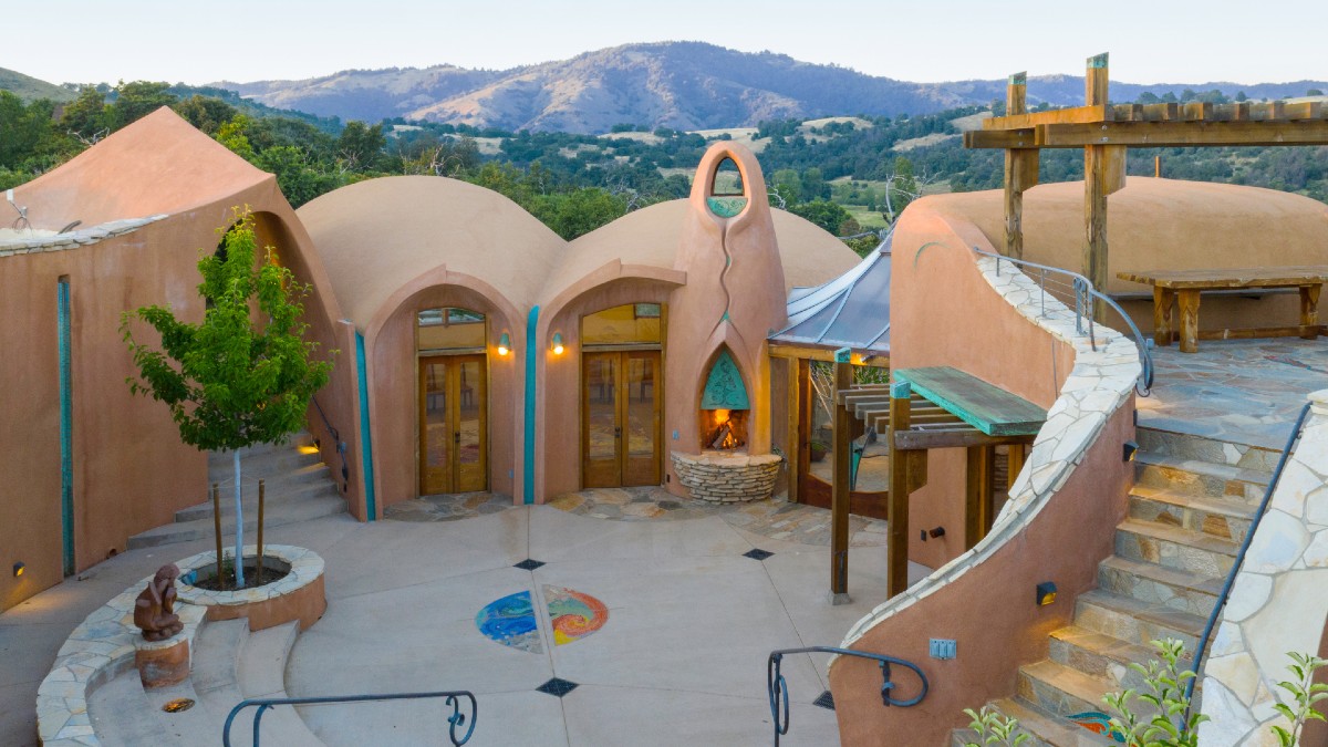 Ilan-Lael Foundation spring tours return with new Saturday Socials lecture series