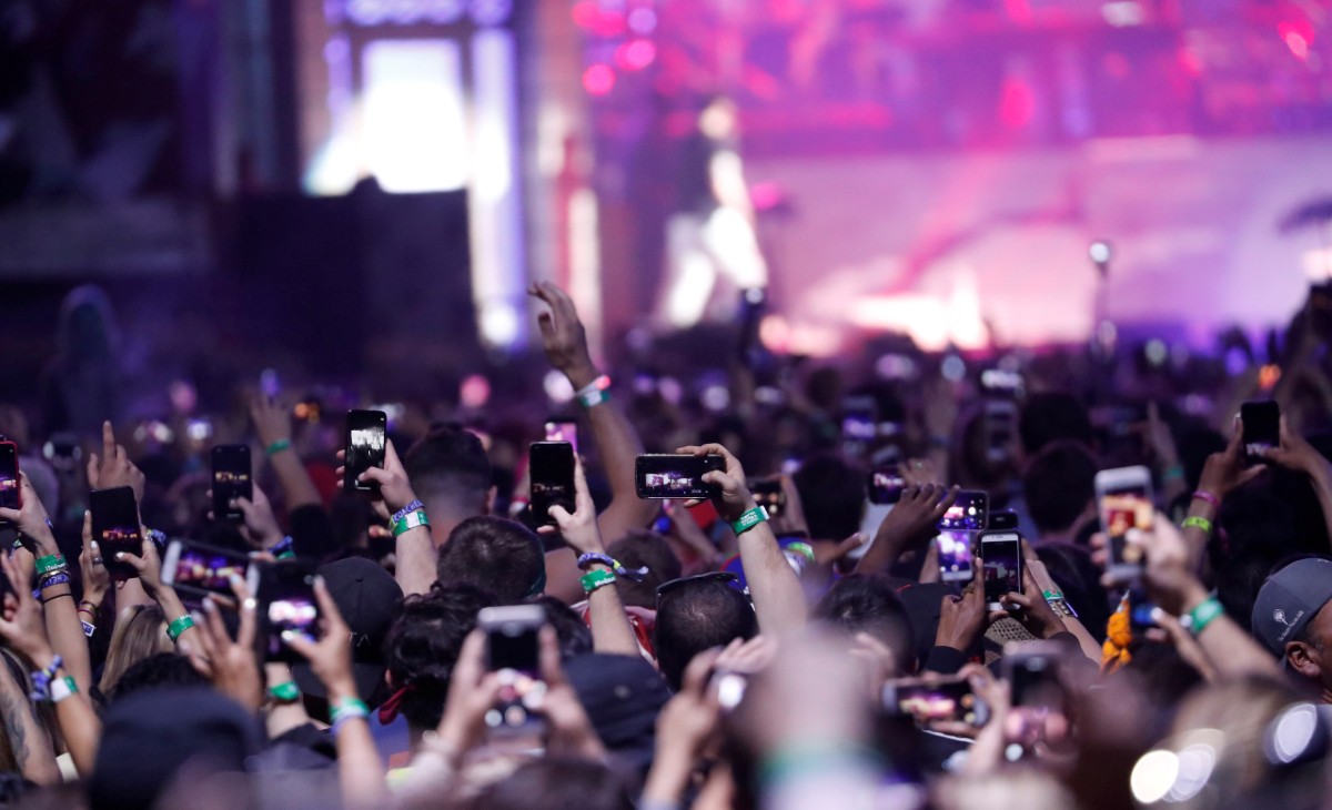 Eminem performs at Coachella in2018