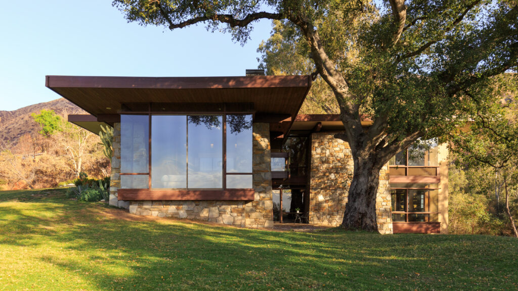 The ‘70s, Still Alive And Well In Sierra Madre, $6M