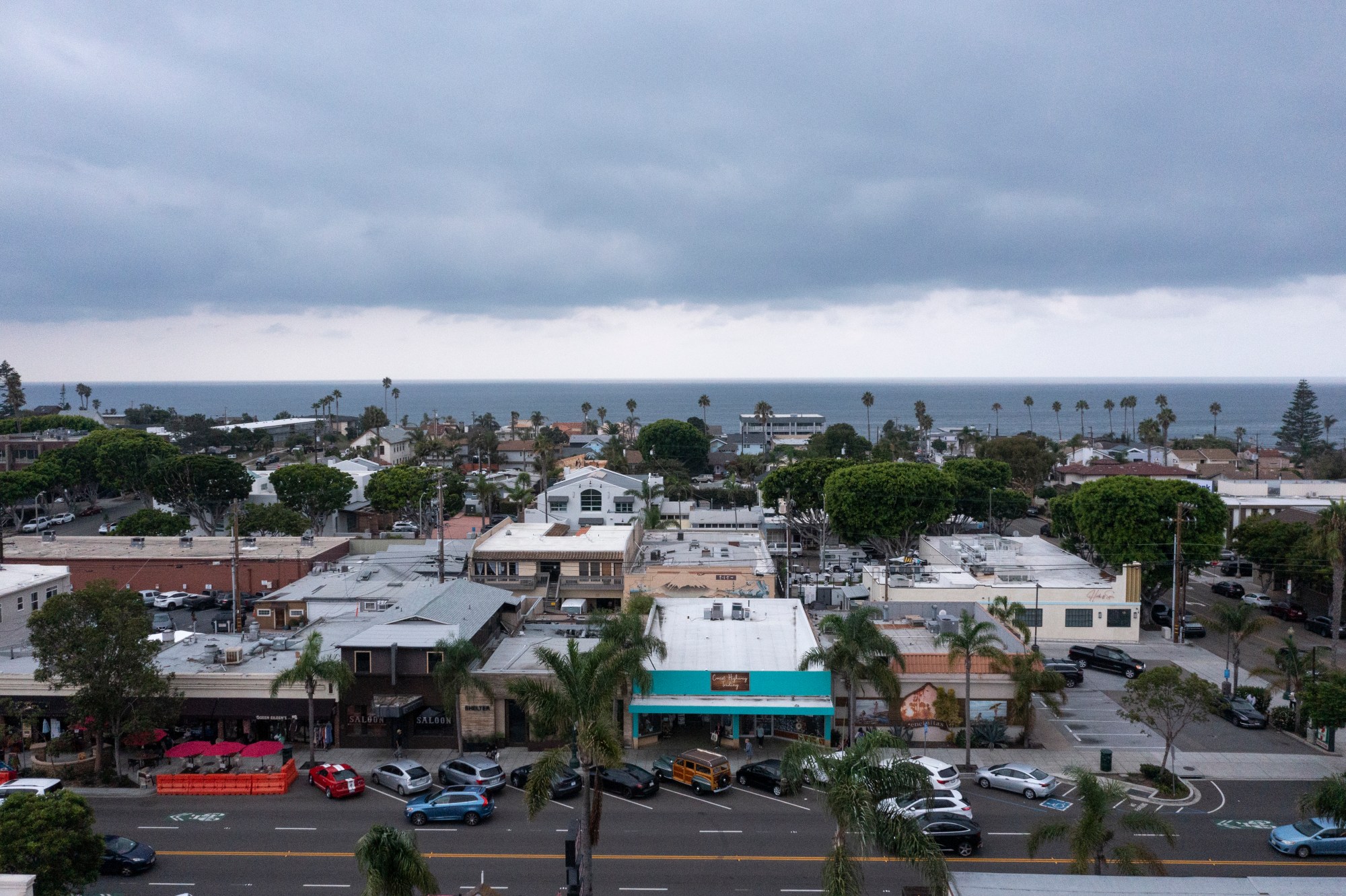 Stores along Highway 101 in Encinitas, where rents are down annually. (Ana Ramirez / The San Diego Union-Tribune)