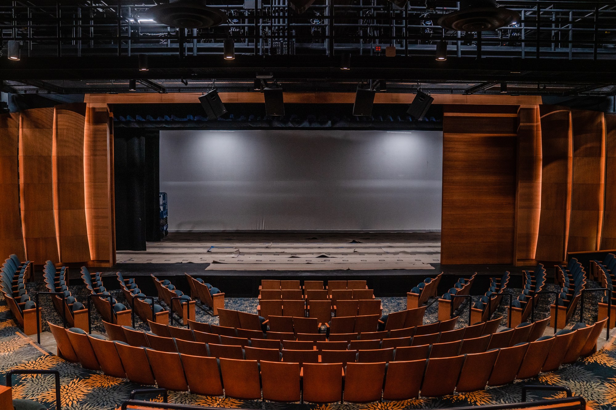 The Lyceum Theatre's main stage has been renovated and is ready for performances. (Ariana Drehsler, The San Diego Union-Tribune)