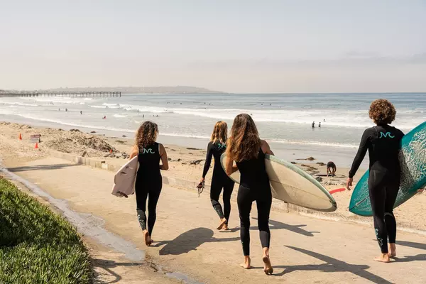 The Ultimate Guide to Surfing in San Diego