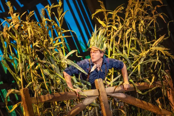 Musical comedy ‘Shucked’ delivers sweet corny time