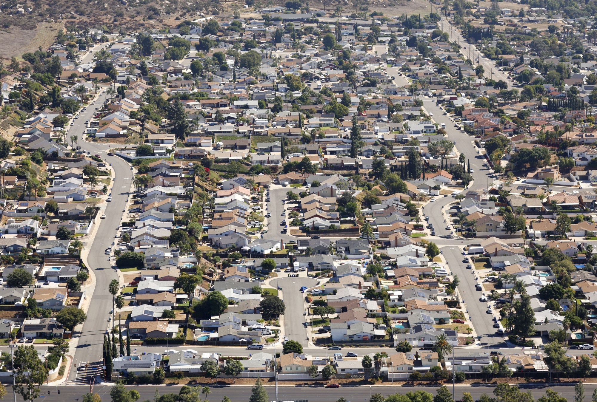 An aerial photo of Santee where rents are essentially flat. (K.C. Alfred / The San Diego Union-Tribune)