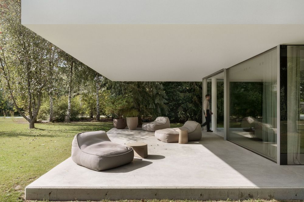S house in Poland modern patio