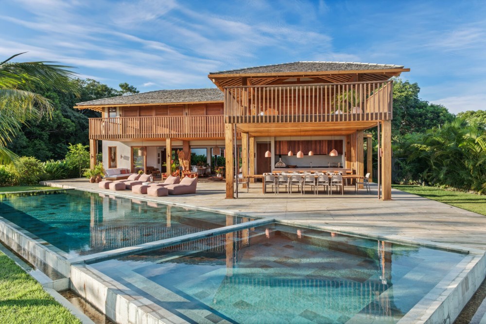 Casa Terra Sol – Where Nature and Architecture Flow Together