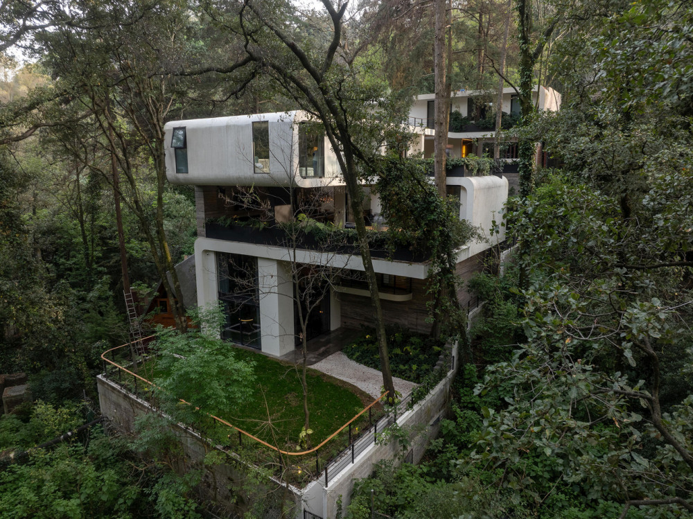 Hillside Harmony in the Design of LAI House by BROISSIN