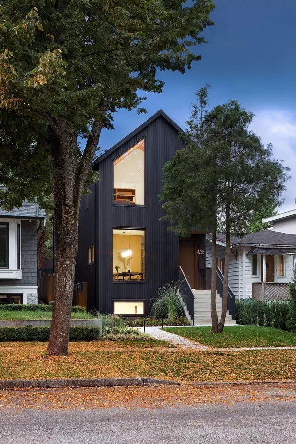 Urban Home Inspired by a Scandinavian Cabin in Vancouver