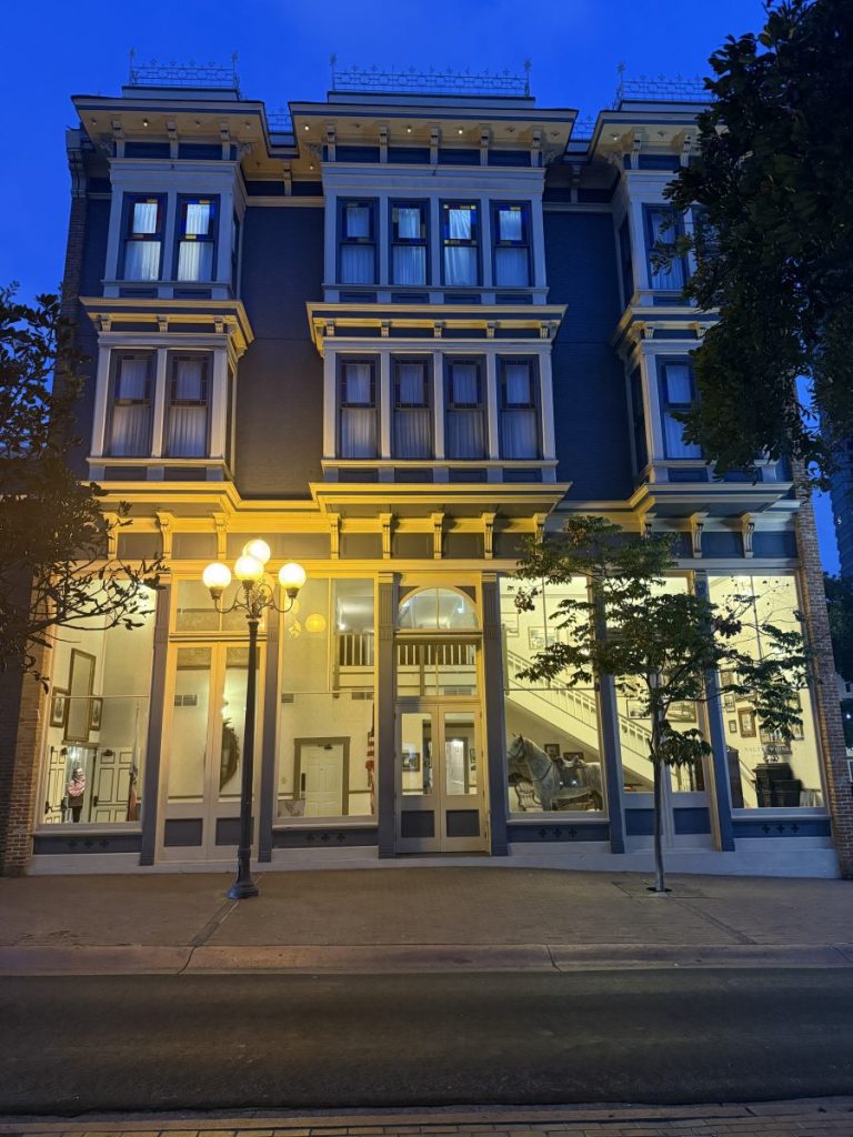 Ouside view of Horton Hotel San Diego