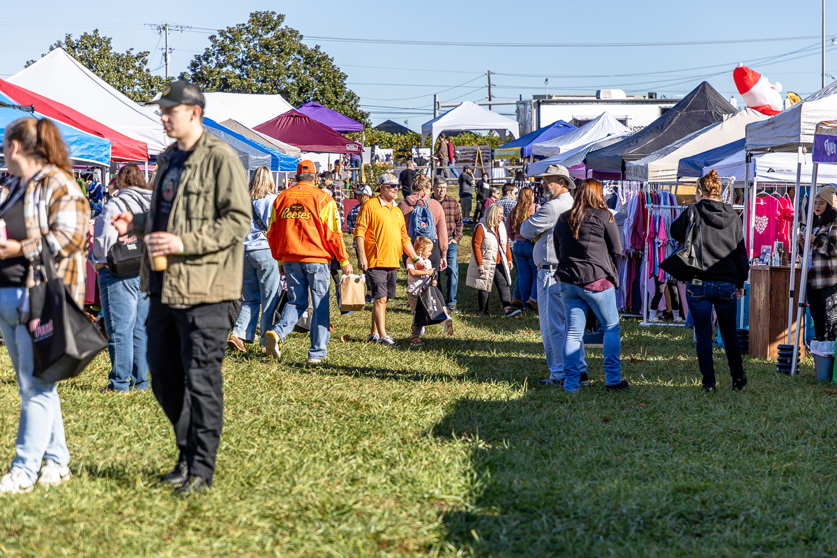 UPDATE: Vintage Fair moved to Sunday, with 130 vendors, 10 food trucks, live music | VIDEO