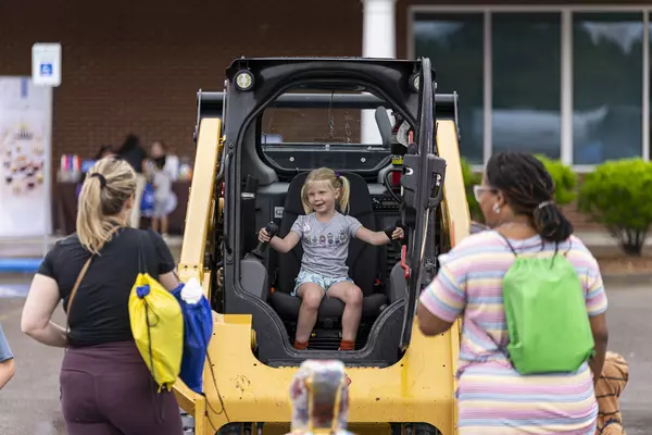 Weekend top picks: Kid Rock tribute, Touch-a-Truck at library, All-White Party,Chris Smith