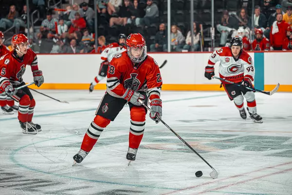 Red River Spartans defeat Cincinnati Cyclones at F&#038;M Bank Arena &#124; PHOTOS