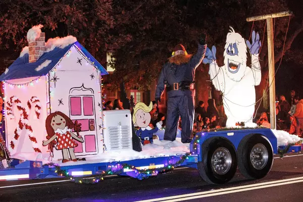 Christmas fun guide 2025: Holiday events, light shows and markets in Clarksville