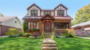 How to Make an Offer on a House in 6 Steps