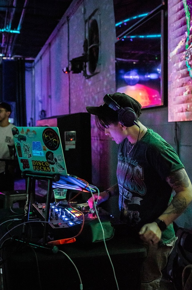 Local Icehouse Hosts International DJ for 1 Year Anniversary