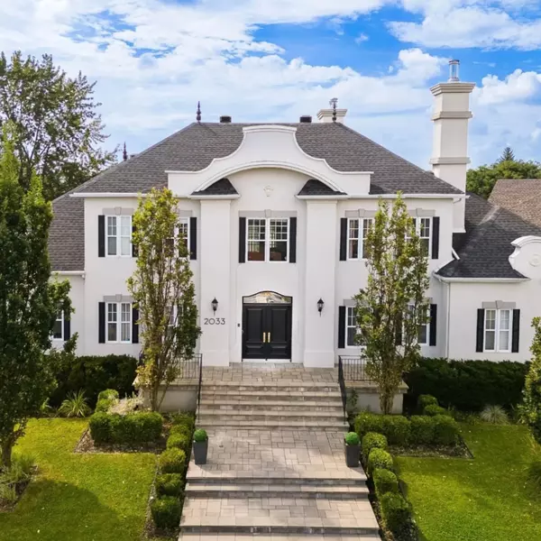 First Impressions Matter: How to Elevate Your Home’s Curb Appeal Before Selling,