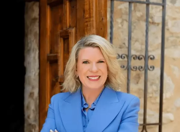 Former Alamo Trust President Kate Rogers files suit over her ouster