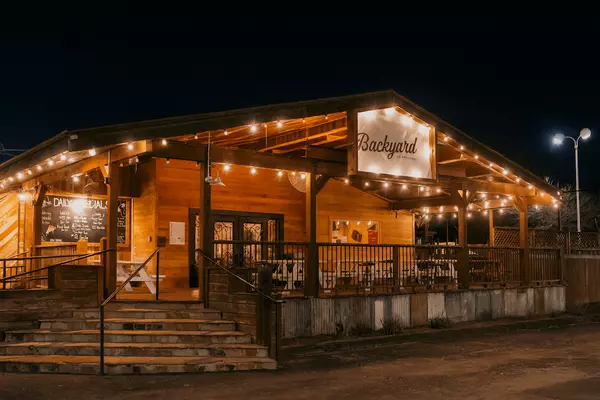 San Antonio&#8217;s Backyard on Broadway giving away hundreds of free meals to SNAP recipients