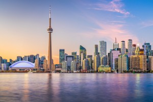 How to Move to Canada: 29 Expert Tips for a Smooth Transition