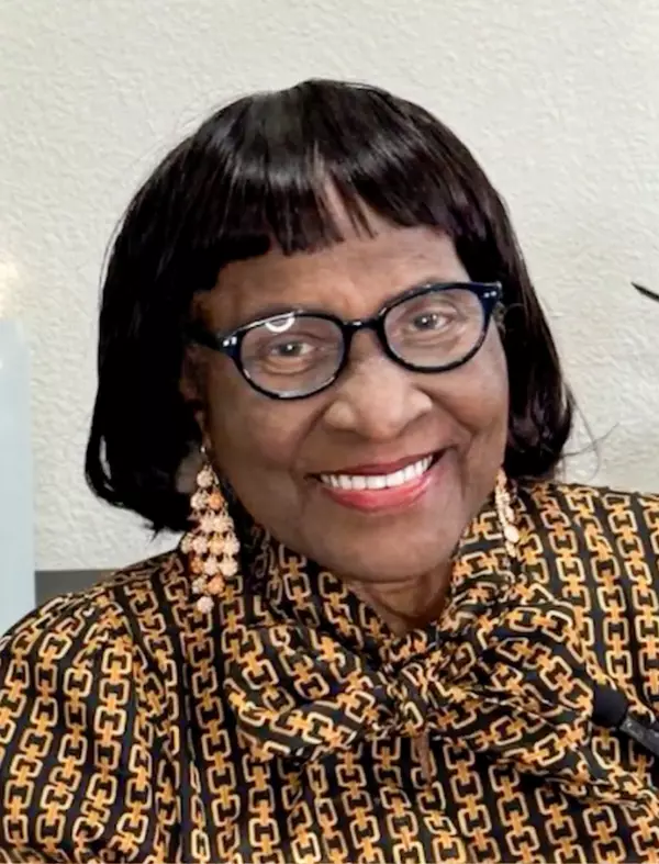 La primera mujer líder en las escuelas de San Diego, Bertha Pendleton, mostró su “voluntad de compartir con todos”