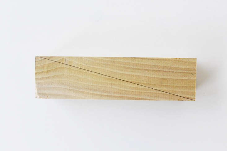 step 1: how to make a diy wood door wedge 211