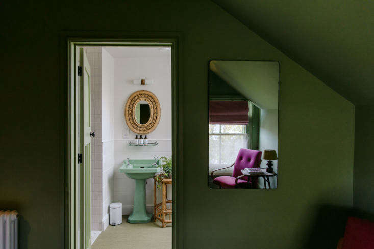 the rose england hotel bathroom and green guest room 345