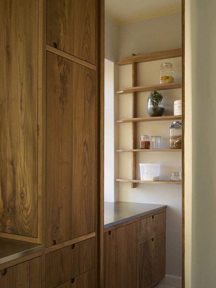 nørrebro kitchen by lundgaard & tranberg architects kitchen by rammelisten pho 2
