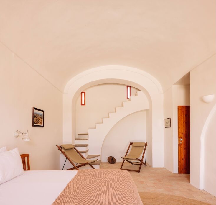 quinta do pinheiro, a farm estate with vacation cottages in a nature reserve in 5