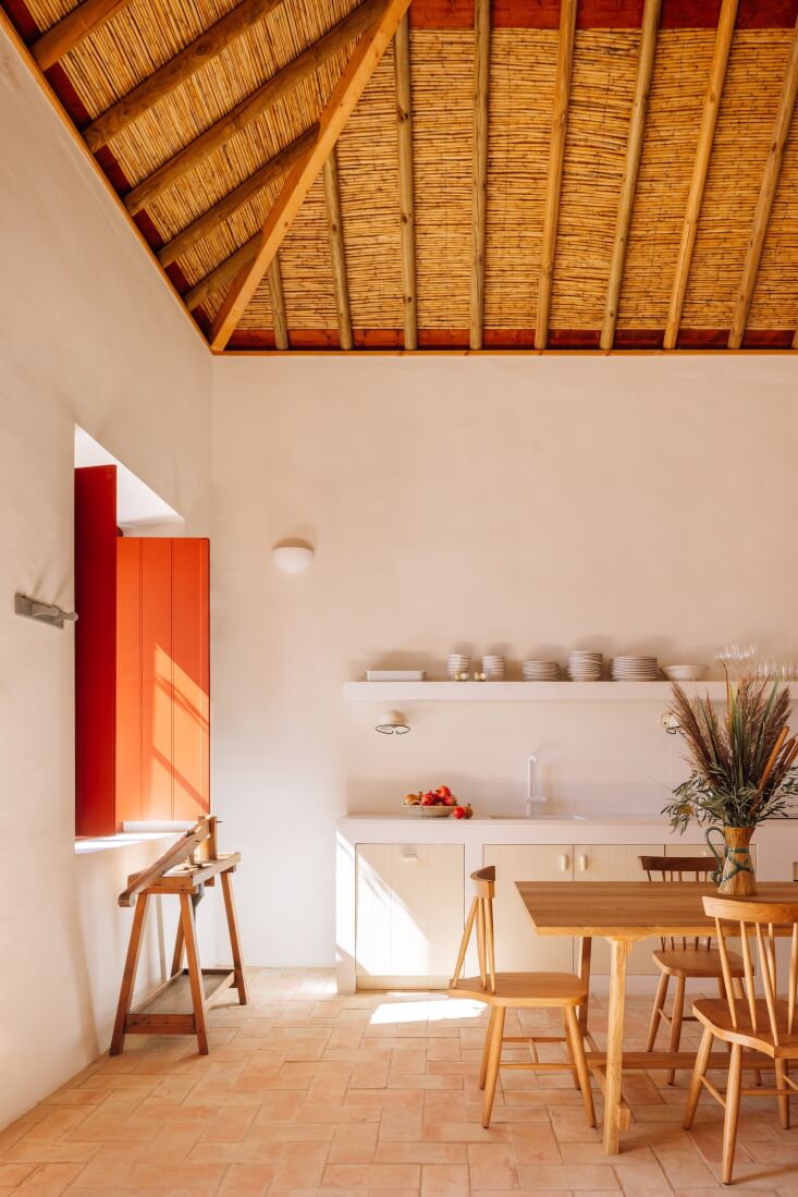 quinta do pinheiro, a farm estate with vacation cottages in a nature reserve in 4