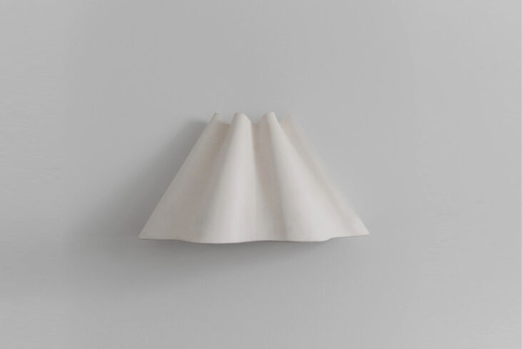 huey lightshop margaux sconce full 10