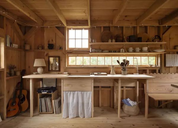 Steal This Look: A One-Room Cabin in the Catskills