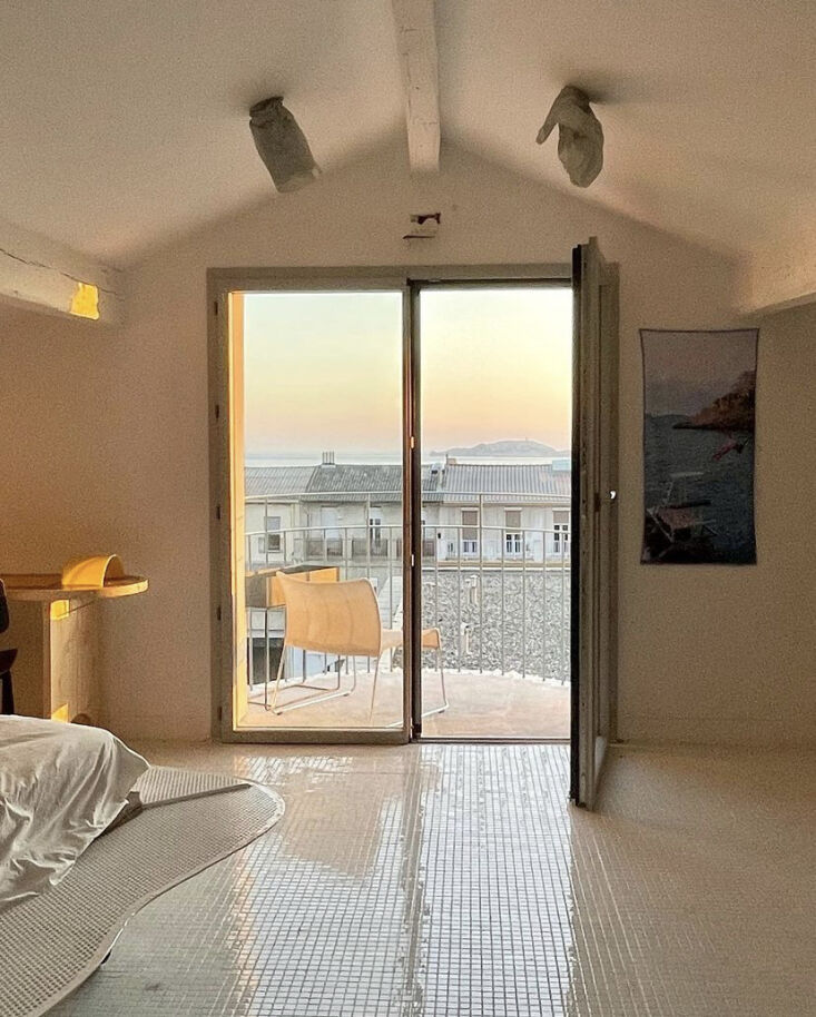 the little terrace apartment in marseille 14