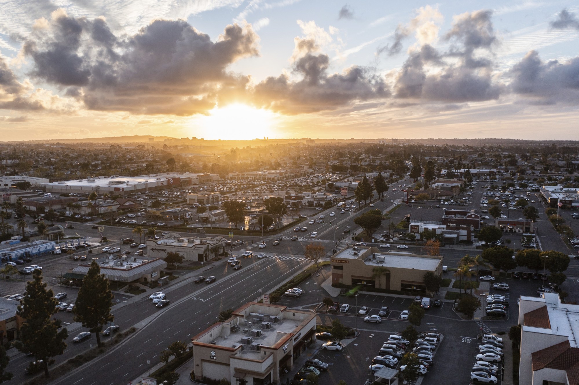 Rents are flat year-over-year in Mira Mesa. (Adriana Heldiz / The San Diego Union-Tribune)