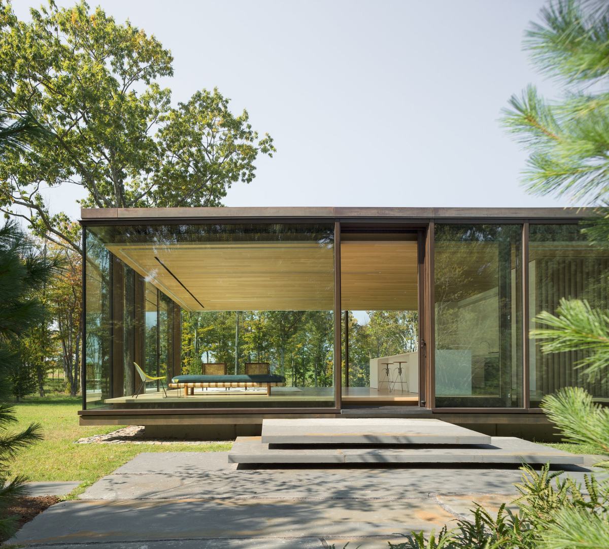 Modern Glass House by Desai Chia Architecture Entrance steps concrete