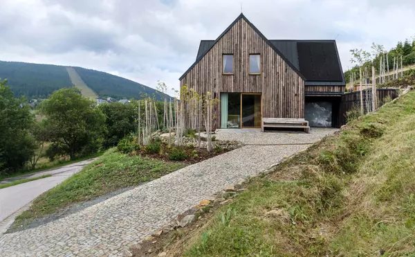 Chalet with Peaceful Views of the Krkonoše Mountains