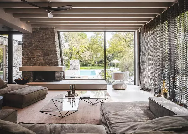 A Modern Refuge in Nature: Villa in the Park by Jeroen de Nijs