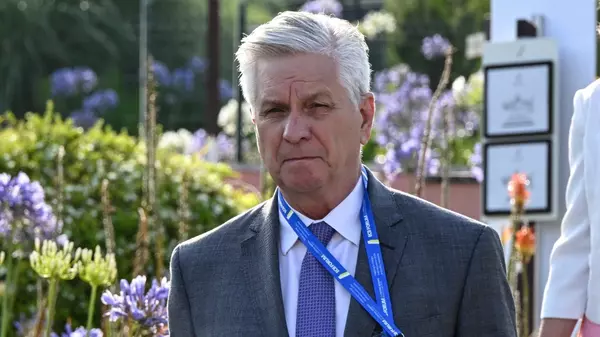 Fed Official Says ‘We Need To Start Cutting Rates’ as Job Openings Fall Close to 4-Year Low