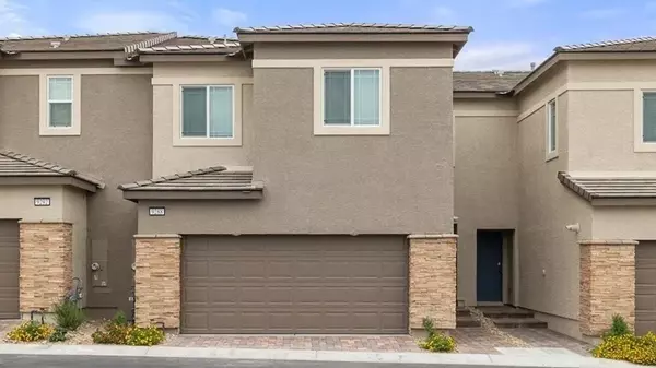 ‘Next Gen’ Townhomes Add ADU-Style Suites for Multigenerational Living