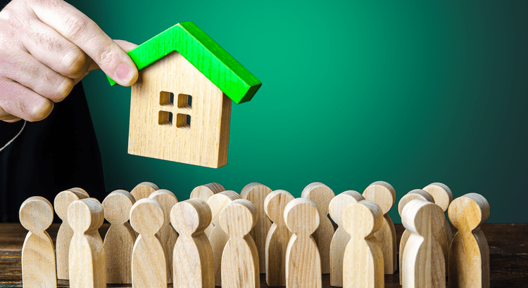 Don’t Miss This Prime Spring Window To Sell Your House,KCM Crew