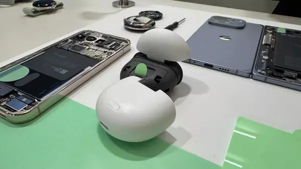 You Can Finally Replace the Batteries on These New Pixel Devices