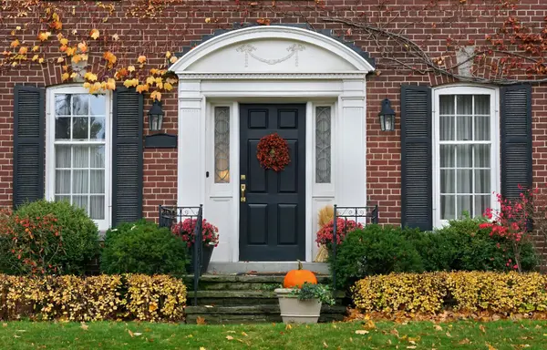 Why You Should List Your Home In Fall,Evelyn Davidson