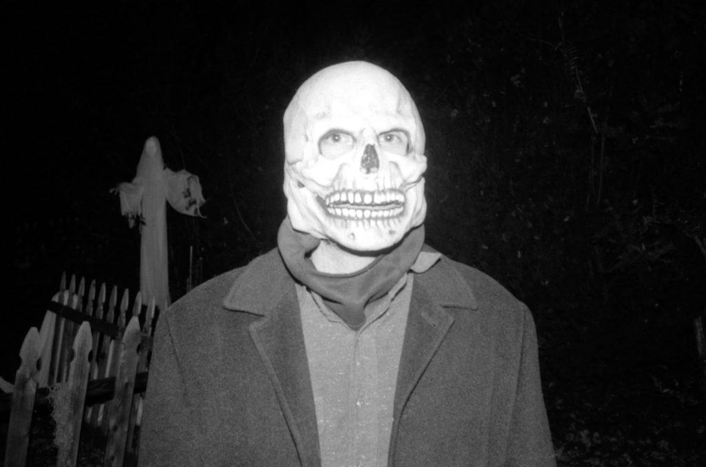 steven-weeks-3Spm6mAiR2g-unsplash Things to do this fall - fright night