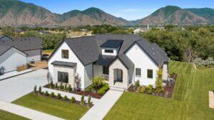 Homes Are Selling for Near-Record Highs as Supply Falls to New Low, Demand Picks Up,Jim Marks