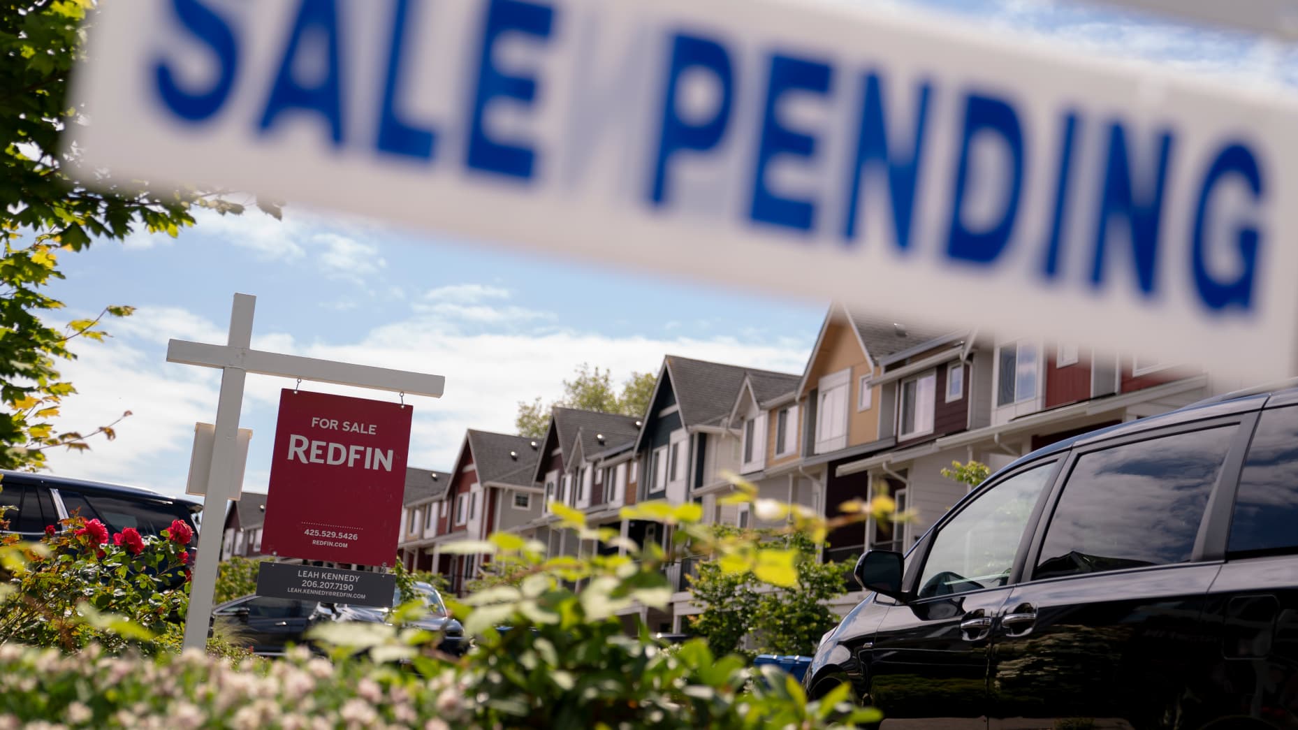 "For Sale" and "Sale Pending" signs in the West Seattle neighborhood of Seattle, Washington, US, on Tuesday, June 18, 2024. The National Association of Realtors is scheduled to release existing homes sales figures on June 21. Photographer: David Ryder/Bloomberg via Getty Images