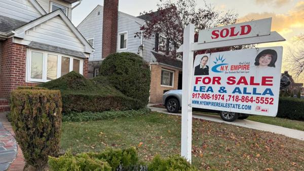 Mortgage demand from homebuyers is strongest in nearly two months, but that’s not saying a lot,anastasiakaufman-chime-me
