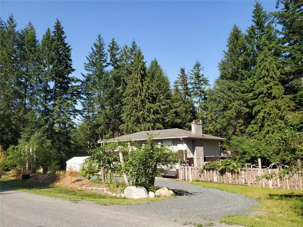 Quadra Island, BC V0P 1N0,674 Cedar Dr