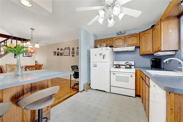1813 East 36 ST, Brooklyn, NY 11234