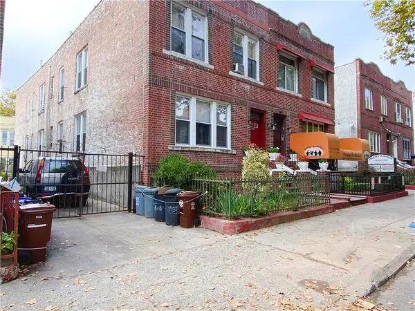 Brooklyn, NY 11220,858 46 ST